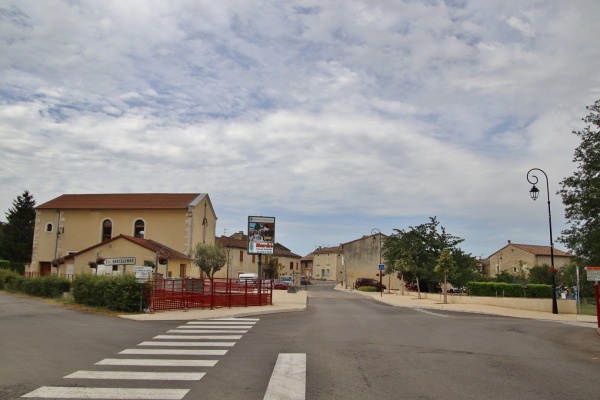 Photo Montvendre - le village