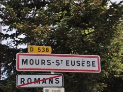Photo de Mours-Saint-Eusèbe