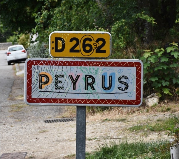 peyrus (26120)