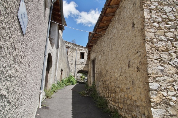 Photo Ponet-et-Saint-Auban - le Village