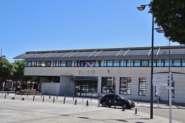 Photo Portes-lès-Valence - la mairie