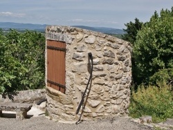Photo paysage et monuments, Puygiron - le puits