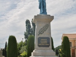 Photo paysage et monuments, Puy-Saint-Martin - le monument aux morts