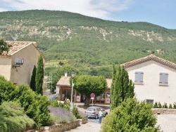 Photo paysage et monuments, Roche-Saint-Secret-Béconne - le village