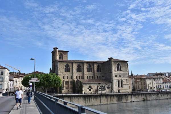Photo Romans-sur-Isère - église Notre Dame