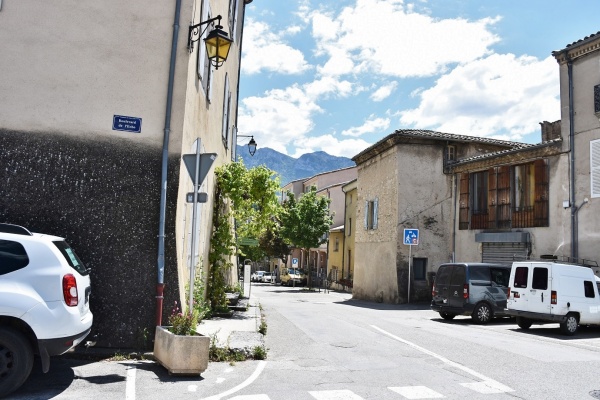 Photo Saillans - le Village