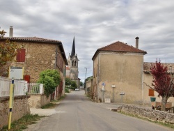 Photo paysage et monuments, Saint-Bardoux - le village