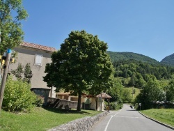 Photo paysage et monuments, Saint-Benoit-en-Diois - le Village