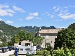 Photo paysage et monuments, Saint-Benoit-en-Diois - église Saint Benoit