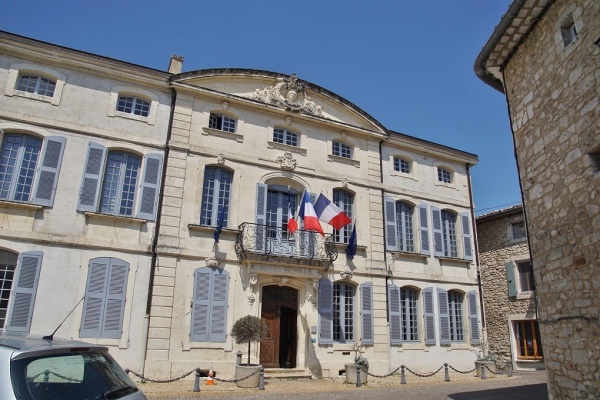 Photo Saint-Paul-Trois-Châteaux - La Mairie