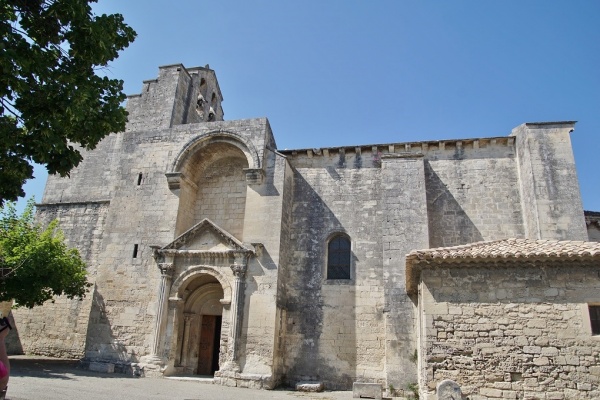 Photo Saint-Restitut - église Saint Restitut