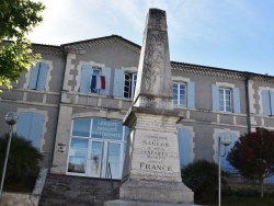 Photo paysage et monuments, Saulce-sur-Rhône - le monument aux morts