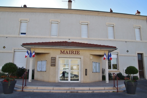 Photo Serves-sur-Rhône - la mairie