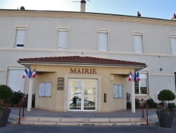 Photo paysage et monuments, Serves-sur-Rhône - la mairie