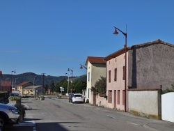 Photo paysage et monuments, Serves-sur-Rhône - le village