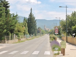 Photo paysage et monuments, Taulignan - le village