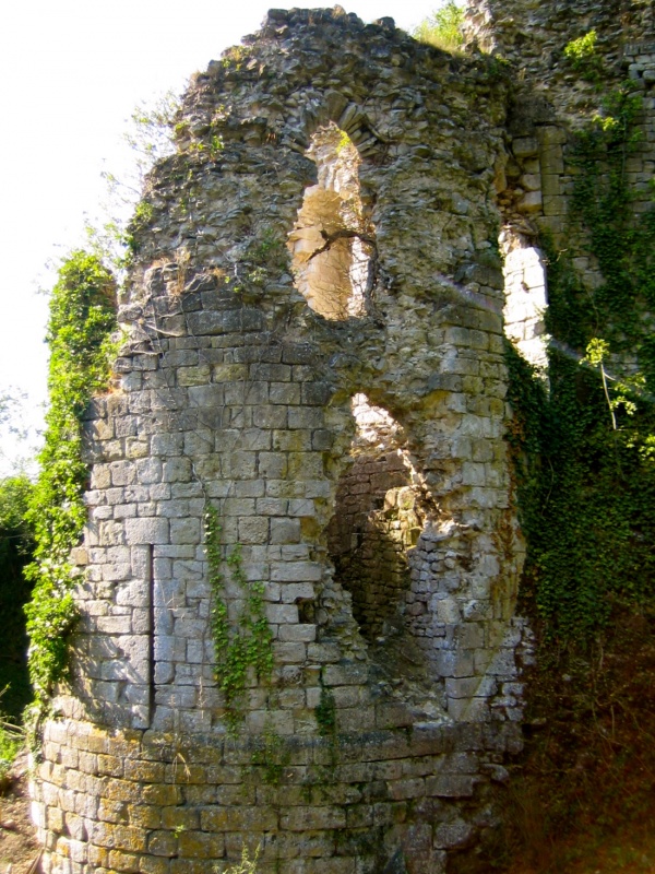 Château de Guainville Tour flanquante