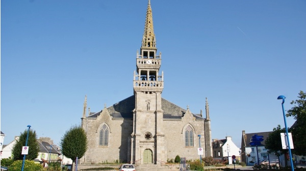 Photo Cléder - église Saint coledoc