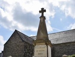 Photo paysage et monuments, Gouézec - le monument aux morts