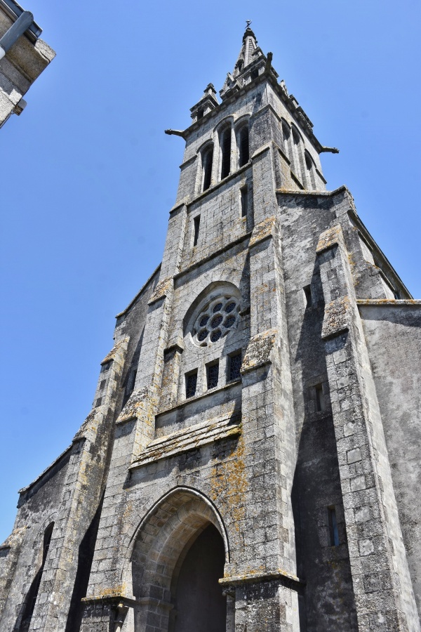 Photo Plogastel-Saint-Germain - église saint pierre