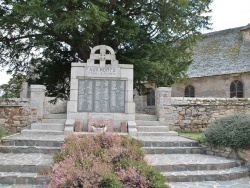 Photo paysage et monuments, Plouégat-Guérand - le monument aux morts