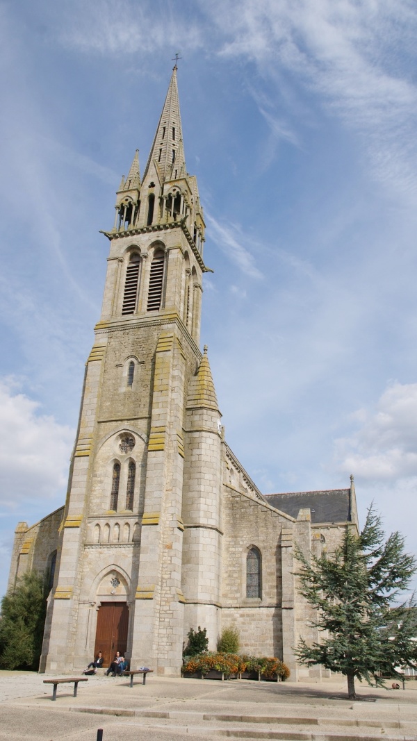 Photo Plouénan - église Saint Pierre