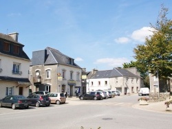 Photo paysage et monuments, Plouvien - le village