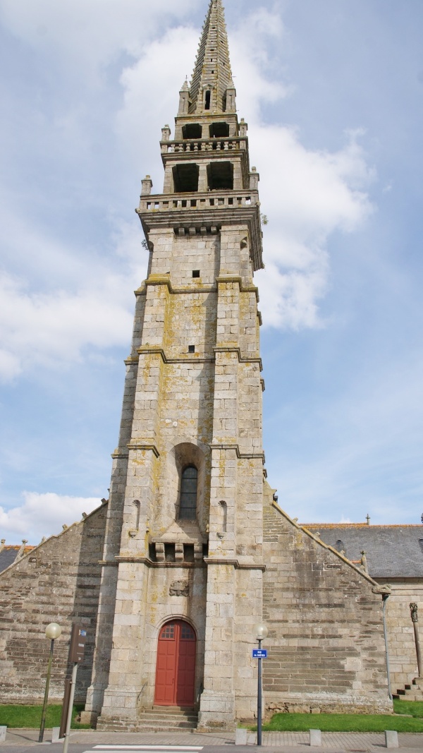 Photo Plouvorn - église Saint Pierre