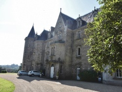 Photo paysage et monuments, Saint-Goazec - le château