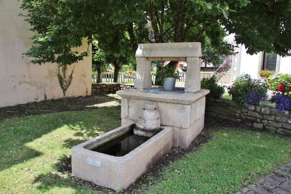 Photo Saint-Thurien - la fontaine