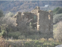 Photo paysage et monuments, Cervione - Des ruines au lieu-dit Petrosa