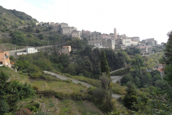 Photo Cervione - Cervione vu de l'extrémité sud de la Traversa