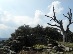 Photo paysage et monuments, Cervione - Des ruines vus sur le sentier vers Sambuccu - point de dèpart du D51 (2)