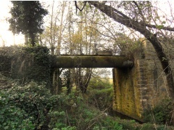 Photo paysage et monuments, Cervione - Les ruines d'un pont sur Fiume di Prunellu