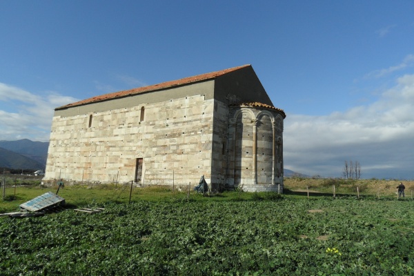L'Eglise San Parteo - vu arrière