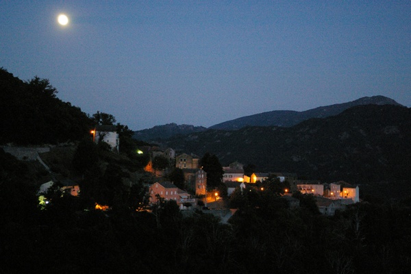 Valle d'Alésani au clair de lune