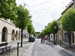 Photo paysage et monuments, Aigues-Mortes - le village