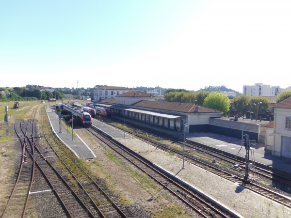 Photo Alès - Gare SNCF d'Alès (Gard)