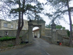 Photo paysage et monuments, Alès - Fort Vauban (Entrée principale)