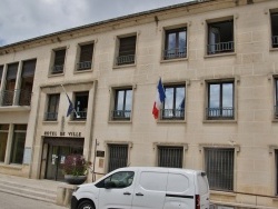 Photo paysage et monuments, Aramon - la mairie