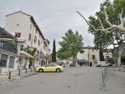 Photo paysage et monuments, Barjac - le village