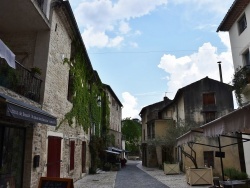 Photo paysage et monuments, Barjac - le village