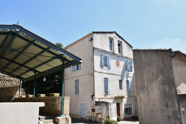 Photo Estézargues - le village
