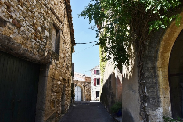 Photo Estézargues - le village
