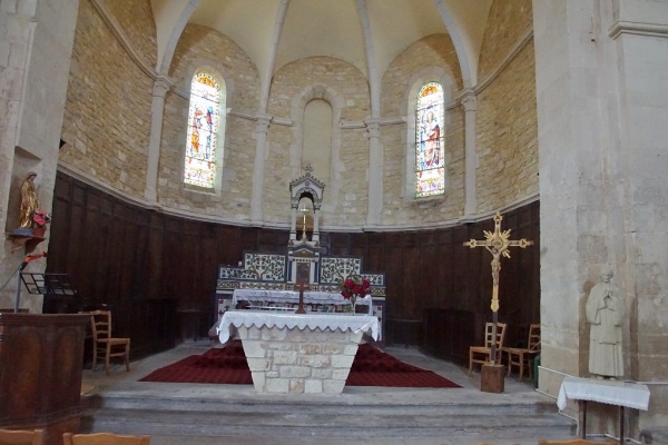 Photo Le Garn - église Notre Dame