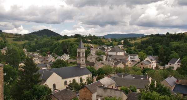 Photo Lanuéjols - La Commune