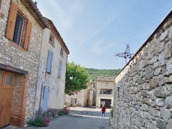 Photo paysage et monuments, Laval-Saint-Roman - le Village