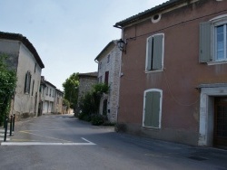 Photo paysage et monuments, Lirac - le village