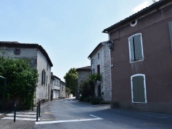 Photo paysage et monuments, Lirac - le village