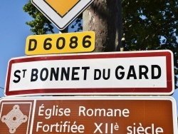 Photo paysage et monuments, Saint-Bonnet-du-Gard - saint bonnet du gard (30210)